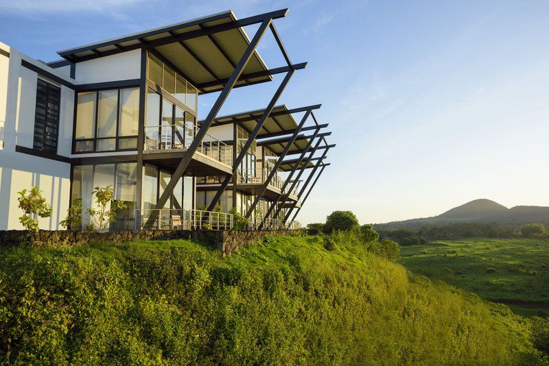 Santa Cruz Island Pikaia Lodge מראה חיצוני תמונה